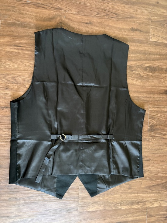HISDERN Black Men's Formal Vest - Classic Tailored Waistcoat - Picture 2 of 4
